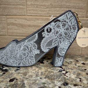 Bath & Body Works Blue and White Lace Cinderella change purse